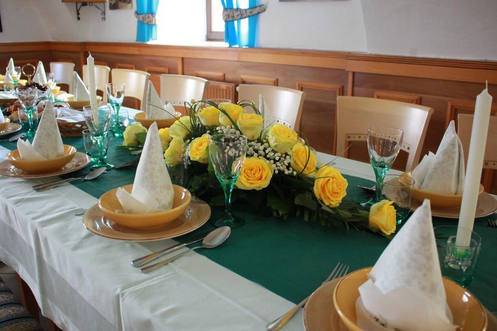 Guesthouse Veles Slovenska Bistrica Exterior photo